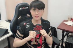 姿(zī)态体验WASD操作LOL，轻松實(shí)現(xiàn)腳(jiǎo)本(běn)级走位(wèi)，堪稱(chēng)物理外挂