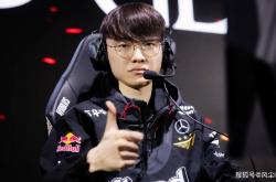 LOL传奇中單(dān)官(guān)宣退(tuì)役(yì)！连续8年进世界赛，巅峰期(qī)把IG打到解(jiě)散