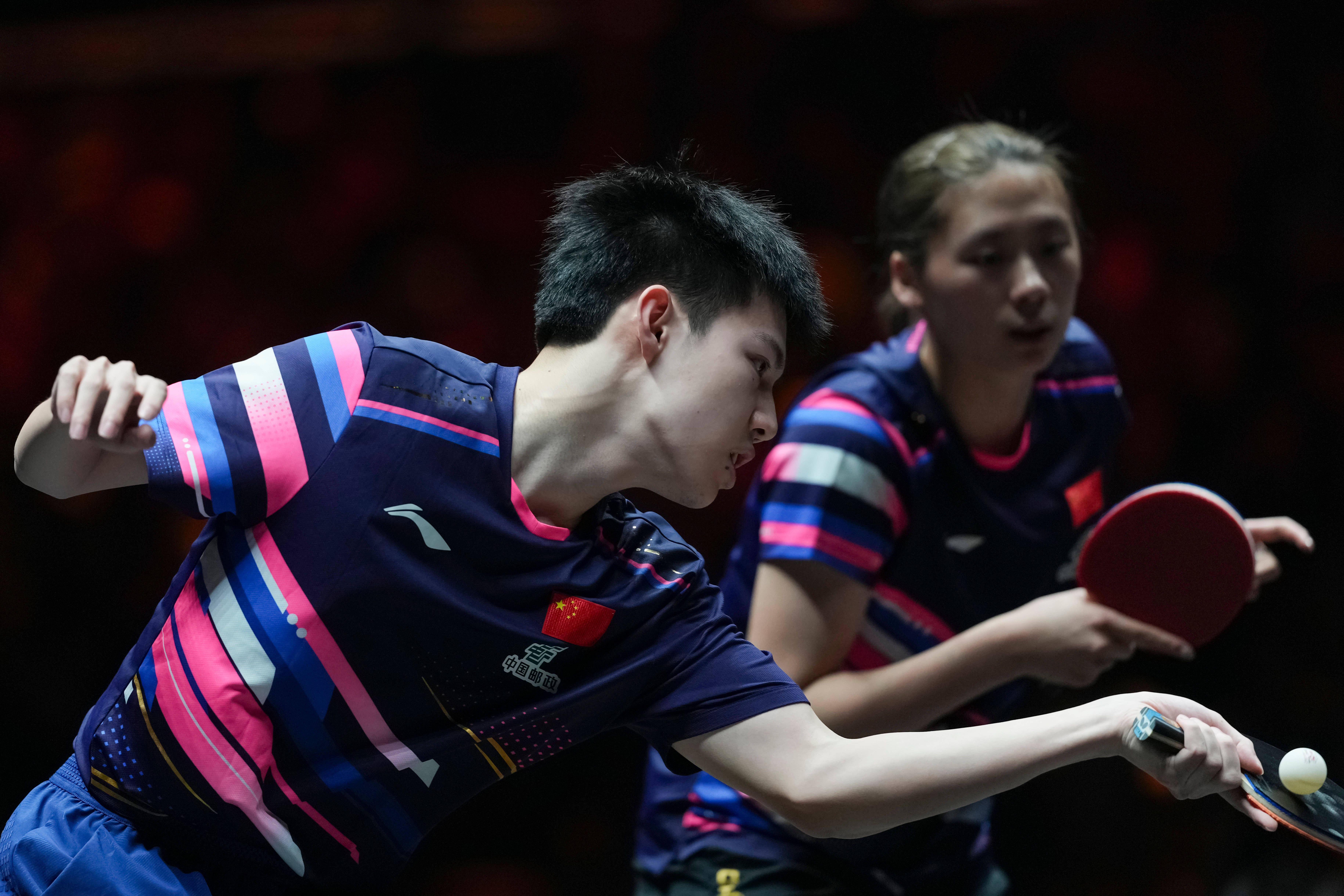 （体育）乒乓球——WTT中国大满贯赛：黄友政/陈熠晋级混双四强