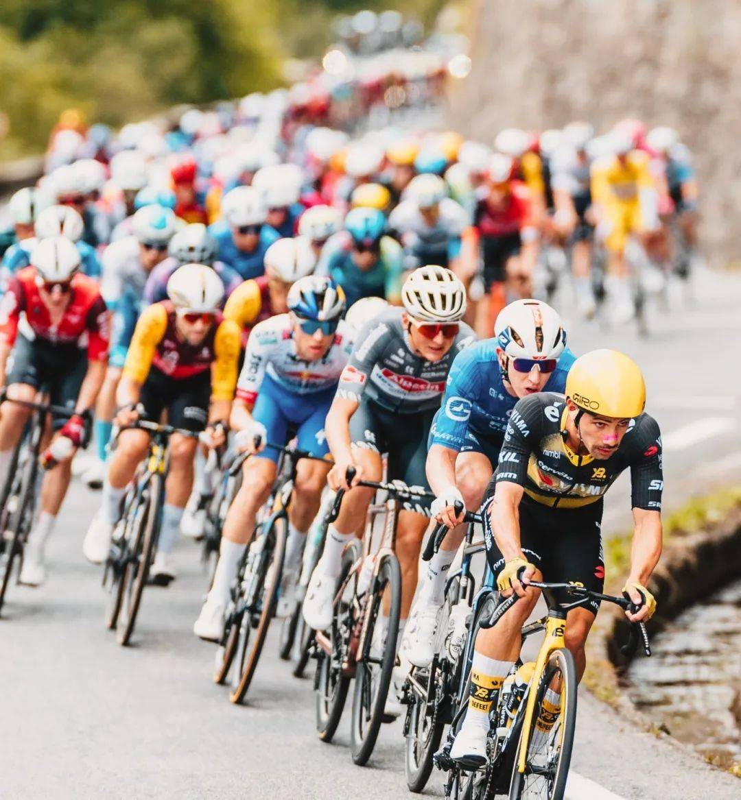 2025环法S14：阿伦斯曼单飞获首胜英力士车队破环法冠军荒